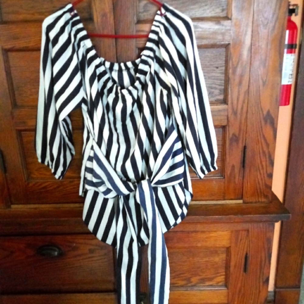Plus Size 2x New Off Shoulder Short Sleeve Cool Material Blouse
